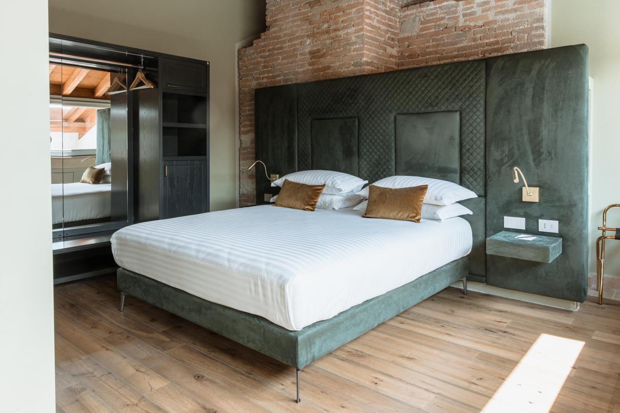 Pavillon Suite & Apartments Peschiera del Garda Esterno foto