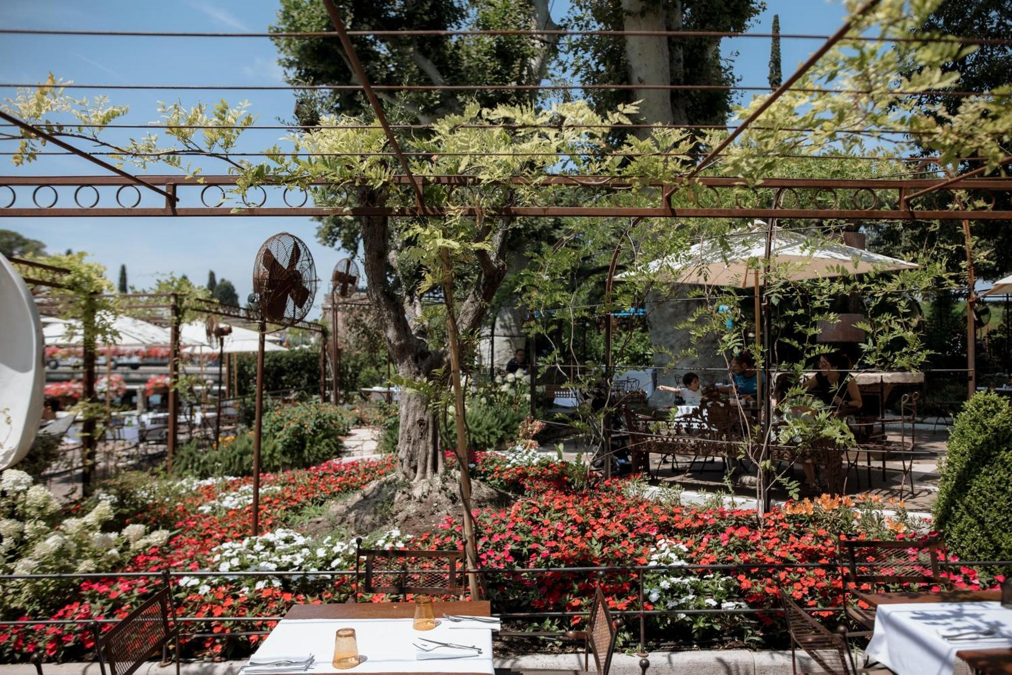 Pavillon Suite & Apartments Peschiera del Garda Esterno foto