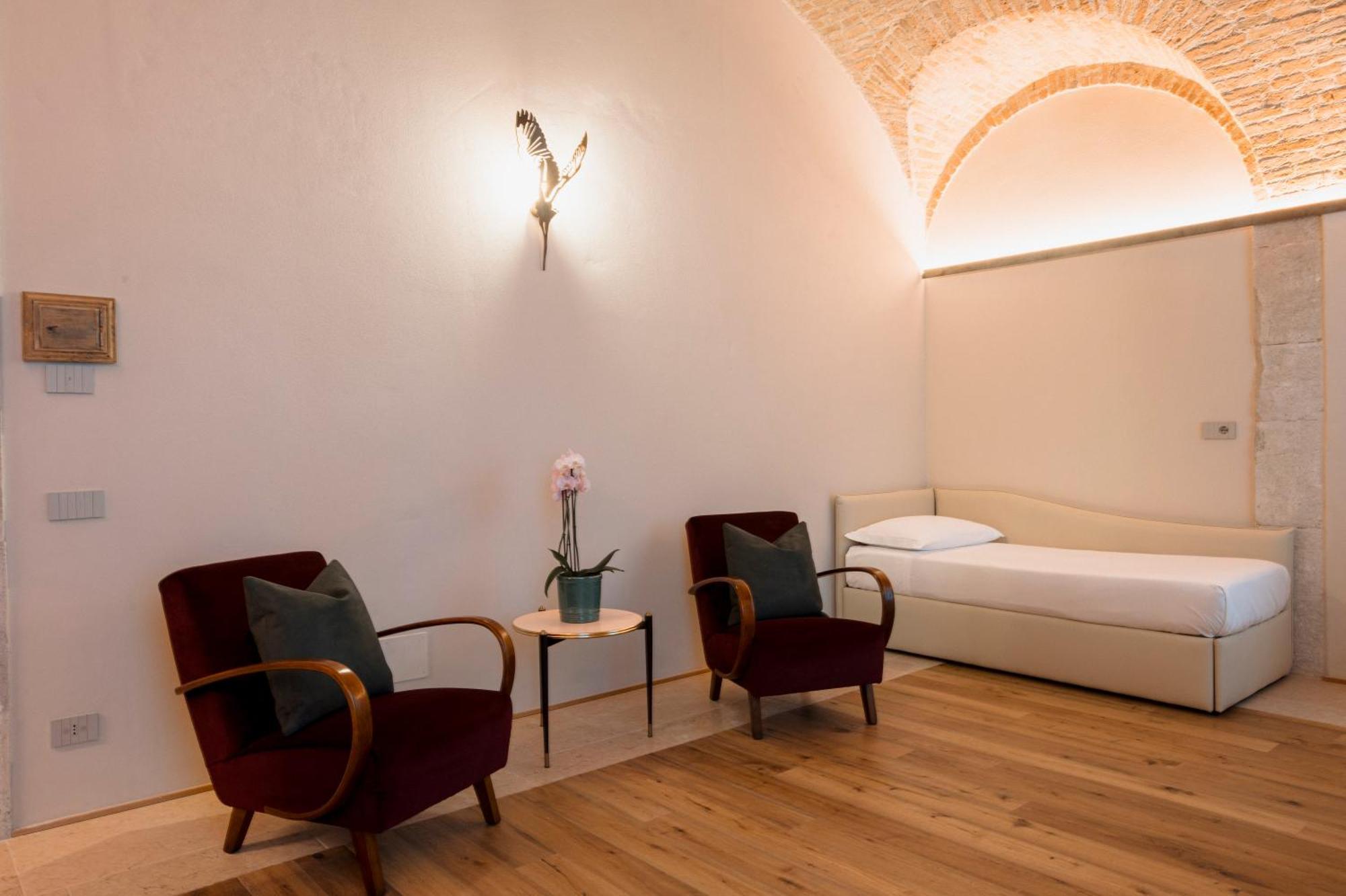 Pavillon Suite & Apartments Peschiera del Garda Esterno foto